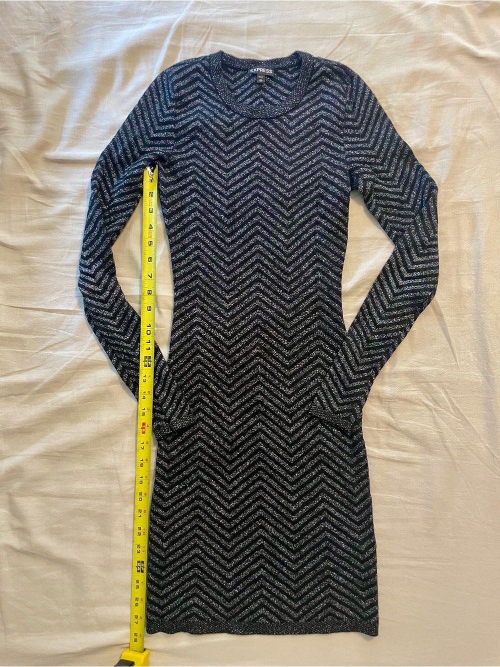 Express Chevron Knit Long-Sleeve Sweater Dress - Black & Silver